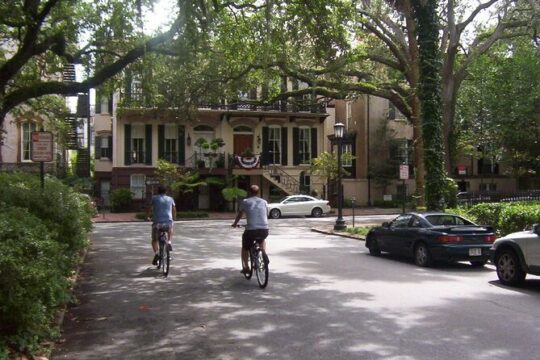 Biking Tour of Savannah Must-See Sights